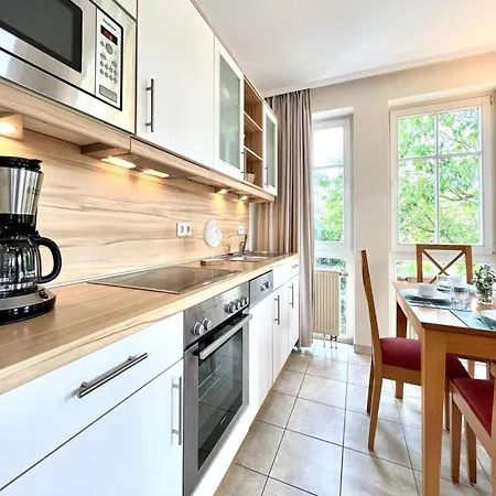 Stilvolle Nahe Ostseestrand In * Sellin (Rugen)